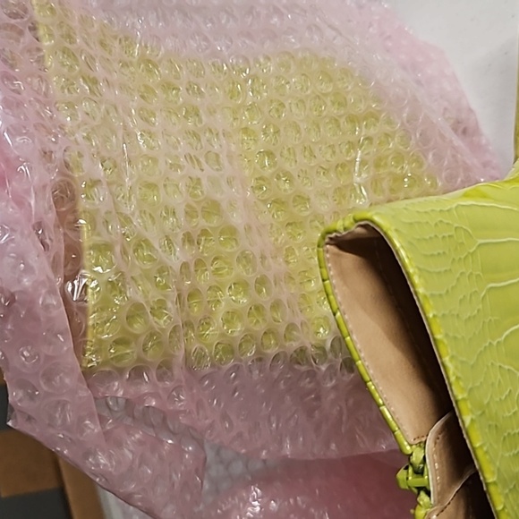 Some really cool..boots - Picture 8 of 9